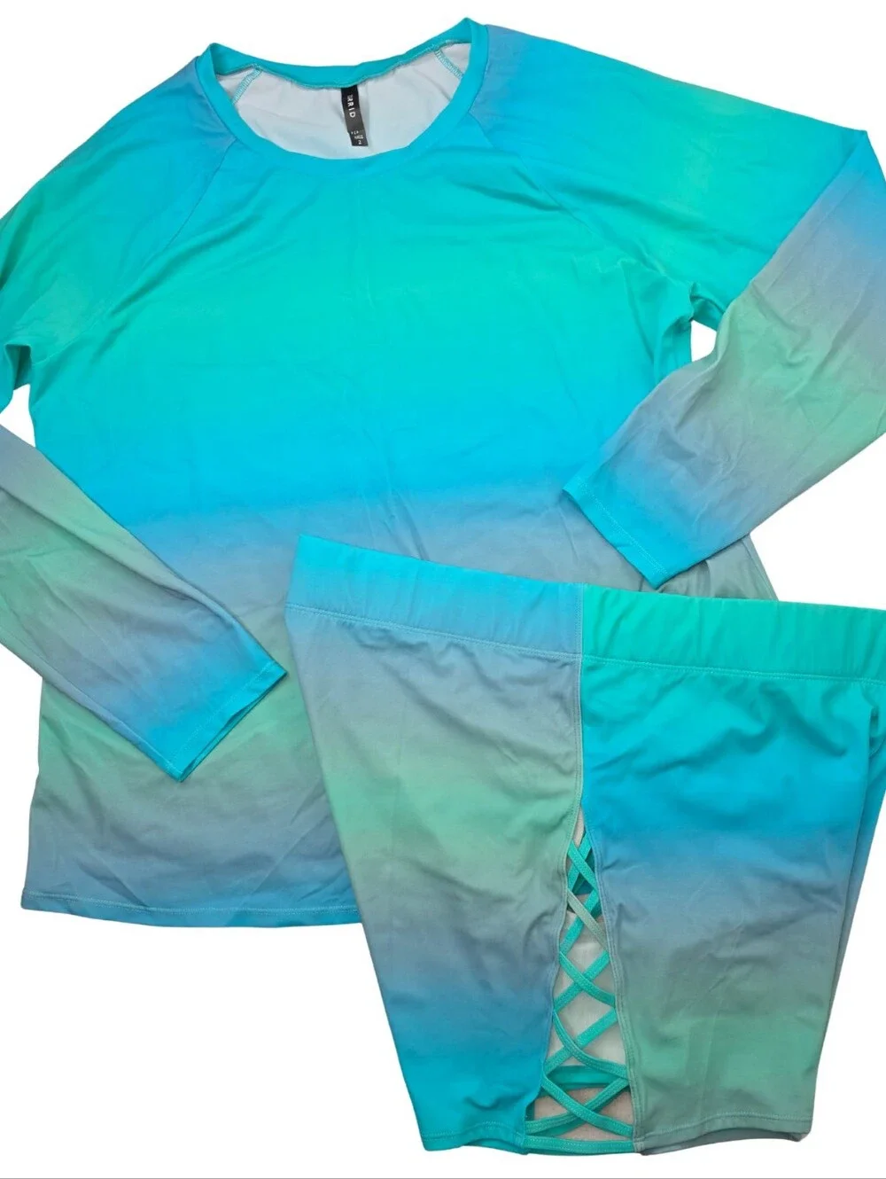 Torrid Set Aqua Seaside Gradient Rash Guard + Lattice-Side Swim Shorts 3731-CU
